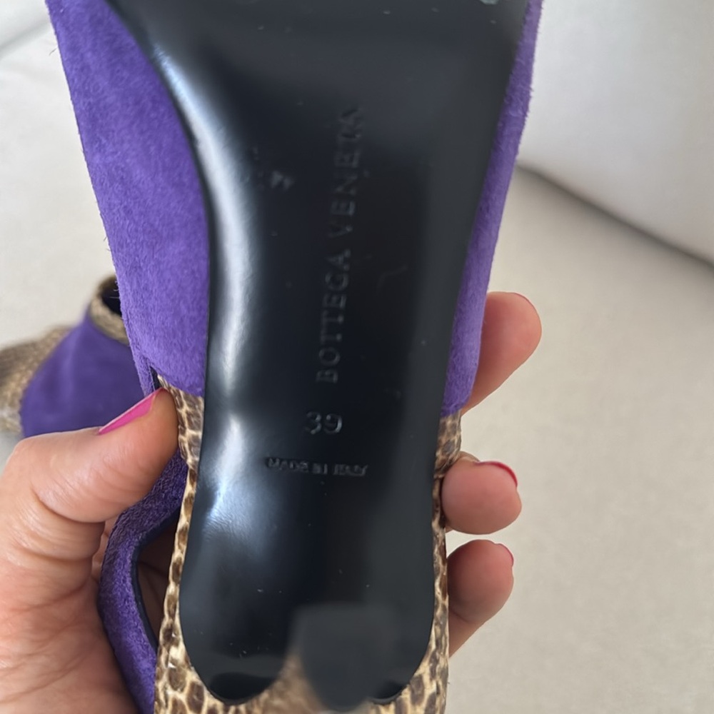 Bottega Veneta Purple and Brown Heels with Suede Finish - Picture 7 of 12